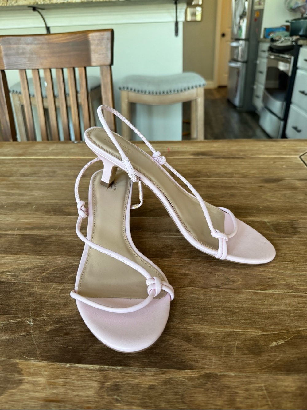 Limited Edition Halogen Atlantic-Pacific Women’s Pink Strappy Slingback Heels
